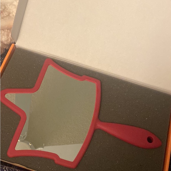 Jeffree star mirror - Picture 3 of 3